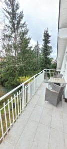 Large south-facing balcony in furnished apartment in Munich West